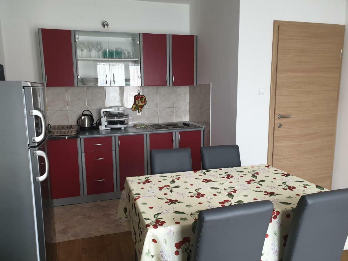 Apartman Broznic 실로 외부 사진