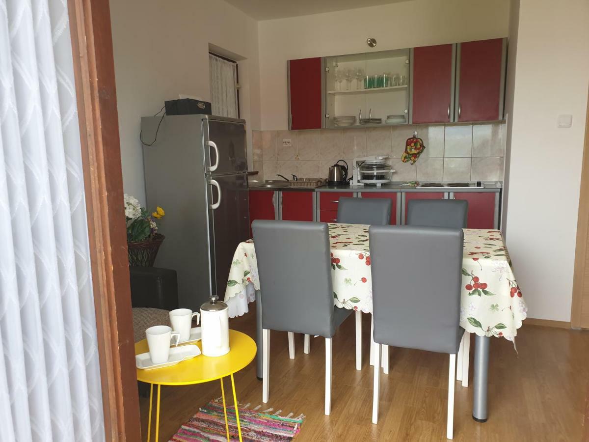 Apartman Broznic 실로 외부 사진